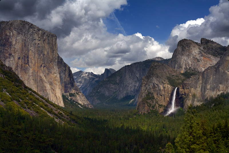 Tunnel View